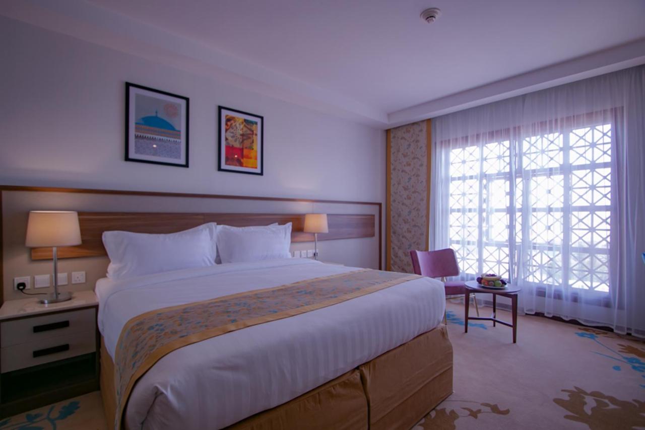LUX Premium 7 дней · 10